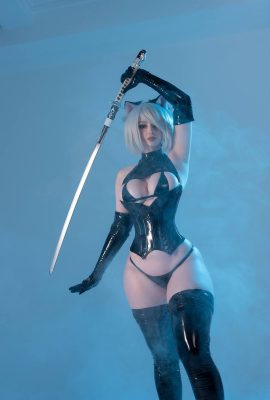 梅拉莫里夫人 – 2B Kitty