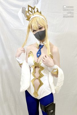 (Fangqiao Yepo) Artoria Bunny Ver.