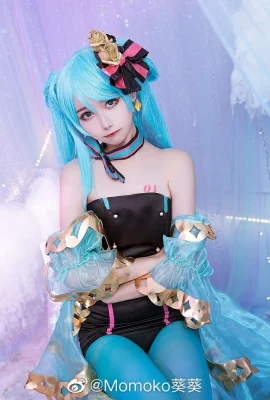 VOCALOID初音未來Cosplay【CN：Momoko葵葵】 (9 照片)