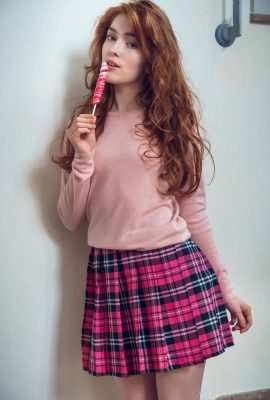 妹子含著糖果脫下裙子!Jia Lissa (125 Photos)