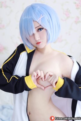 Coser@馬鈴薯哥吉拉 – 穿著斯巴魯夾克的雷姆