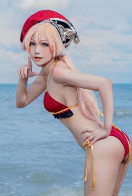 輕量Cosplayer – 燕飛比基尼