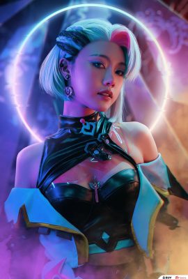 Arena of Valor Cosplay 滿月 : Kunchorn Violet