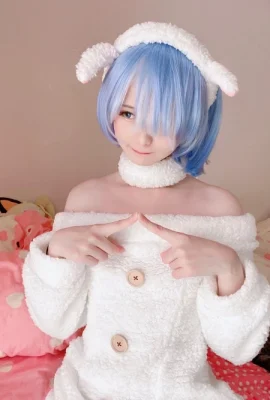 Misa Gaku ‘Re Zero’ Rem Cosplay（9 張）