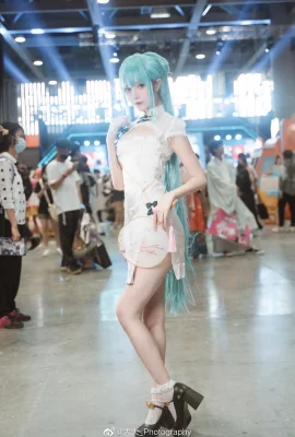 初音未來韶華@小娜比Nabby (攝影：@大夫_Photography) (螢火蟲動畫遊戲嘉年華) (8 相片)