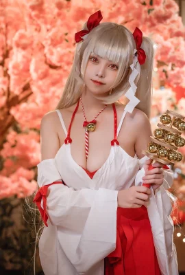 蜜汁貓裘Cosplay 可畏巫女