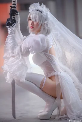 羽生咪咪 Cosplay 2B 同人新娘