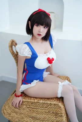 Cosplay 恩田直幸夏日泳裝白雪姬