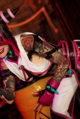 Giu Hellsing－－Juri Han