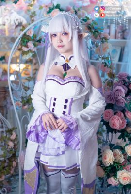 Twoyun-Emilia