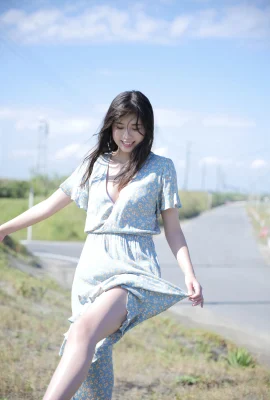 (北向珠夕) 豐滿乳量包覆不住 大曬養眼身材 (22 照片)
